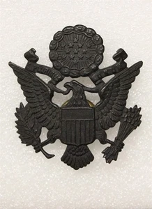 Hat Badge 684: U.S. Army Officer's Cap Badge - WWI era - Picture 1 of 2