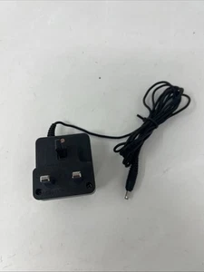 Genuine Nokia ACP-7X UK Wall Charger 3.5mm Pin 1100 2300 3310 3510 - Picture 1 of 4