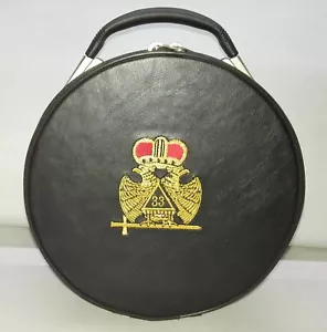 Estuche gorra masónica de grado 33, estuche gorra de rito escocés, estuche gorra de corona masónica - Imagen 1 de 3