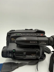 Sony Video 8 Handycam Camera  with NICE BAG CCD-TR9 *Read Description* FOR PARTS - Picture 1 of 15