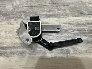 2017-2022 BMW 5 6 7 8 SERIES REAR LEFT SUSPENSION HEIGHT LEVEL SENSOR OEM 17494 - Picture 1 of 5