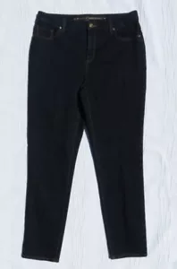 CHICO’S So Slimming Blue Stretch Denim GIRLFRIEND Ankle Jeans 31 US M 8 10 MINT! - Picture 1 of 5