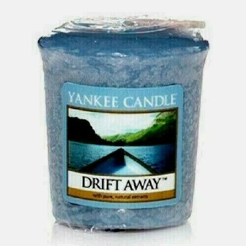 LOTE DE 6 velas Yankee retiradas "DRIFT AWAY" frescas ~ votivas de muestra ~ RARO ~ NUEVO Foto 1 de 1