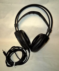 AKG Perception K44 Over Ear Headphones, excellent working condition - Picture 1 of 8