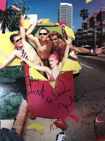 No Doubt- 11X14 Color Photo Signed by Tom Dumont & Tony Kanal Cover