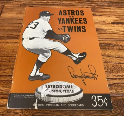 1971 Houston Astros Game Program vs Yankees & Twins Exhibition 4/2/71 Brown - Image 1 of 4