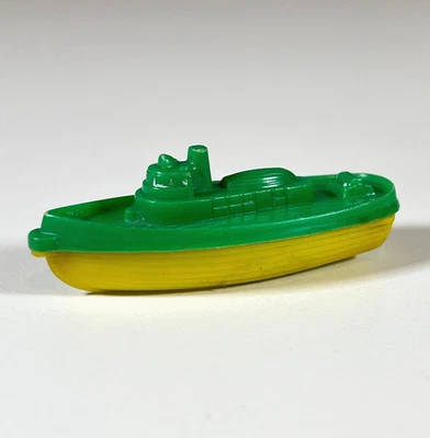 Vintage 1950s Unbranded Plastic Green Yellow Tugboat Dimestore 2" Toy - Image 1 of 4