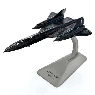 Modello Militare Diecast 1:200 Lockheed SR-71 Blackbird Aereo Spia Da Collezione - Immagine 1 di 4