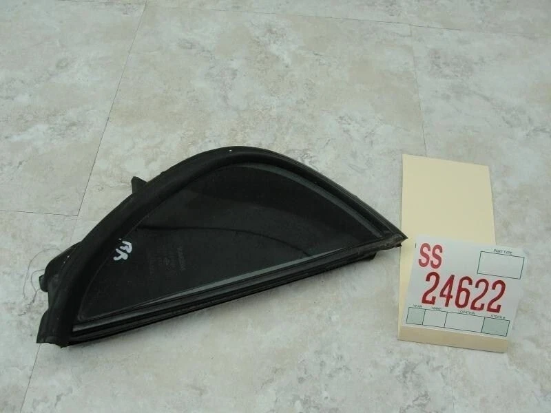 Ventana de vidrio de ventilación I30 2000 2001 Infiniti lado derecho pasajero puerta trasera OEM Foto 1 de 4
