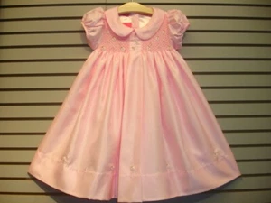Ciao Bebe NUEVO Vestido Bordado a Mano Ahumado Bebé Niña DULCE ROSA 6M - Imagen 1 de 7