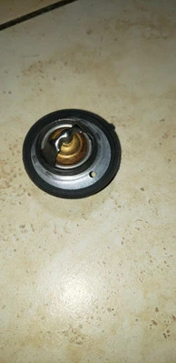 NEW Engine Coolant Thermostat w seal CARQUEST 15122 - Image 1 of 3