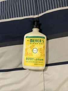 Lotion - Picture 1 of 2