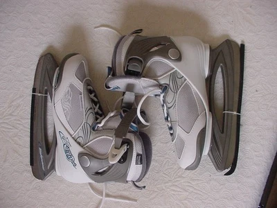 Bladerunner Feminino Branco Cinza Zephyr com Patins Figura Thinsulate Ice Tamanho 7 - Imagem 1 de 4