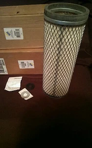 2 Napa Gold 2602 Air Filters outer (42602 WIX) Fits 5.9 Komatsu Forklifts - Picture 1 of 1
