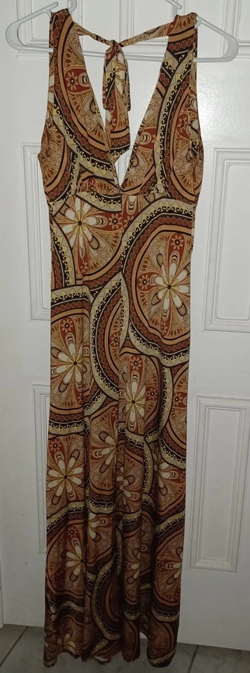 Vestido XOXO Design comprimento total tamanho médio - Imagem 1 de 4