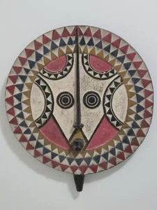 African wood shield decoration shield inspired by Zulu shield - Picture 1 of 3