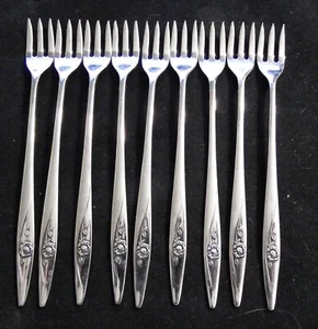 9 Vintage Oneida Lasting Rose glänzend Cocktailgabeln SEHR GUTER ZUSTAND!! - Bild 1 von 2