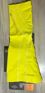 Tommie Copper Men’s Performance Compression Calf Sleeve Yellow SIZE Small - Picture 1 of 5