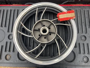1981 82 83 YAMAHA XJ550 XJ 550 MAXIM Rear Wheel OEM 5K5-25338-20-00 - Picture 1 of 3