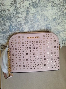 NWT Michael Kors Cindy LG Dome Crossbody BALLET PINK NEW - Picture 1 of 7