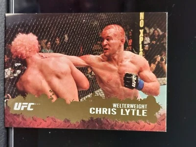 Chris Lytle #7 2009 Topps UFC Round 2 Thick Gold Parallel - Image 1 of 2