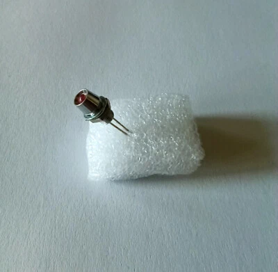 15 Stück 3mm LED`s für 7,50 EUR in Metall Fassung und Schraubbefestigung - Bild 1 von 3