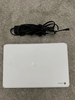 HP Chromebook 14” Laptop  4GB RAM, 32GB eMMC, White, ChromeOS, With Charger - Image 1 of 4