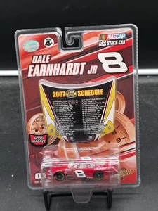 Calamita cofano auto stock Dale Earnhardt Jr. #8 scala 1:64 - Foto 1 di 2