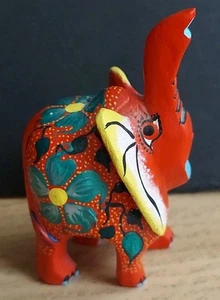 RED ELEPHANT W/FLOWERS Alebrije Hand Carved Oaxacan Folk Art Oaxaca Mexico 3" T - Picture 1 of 7
