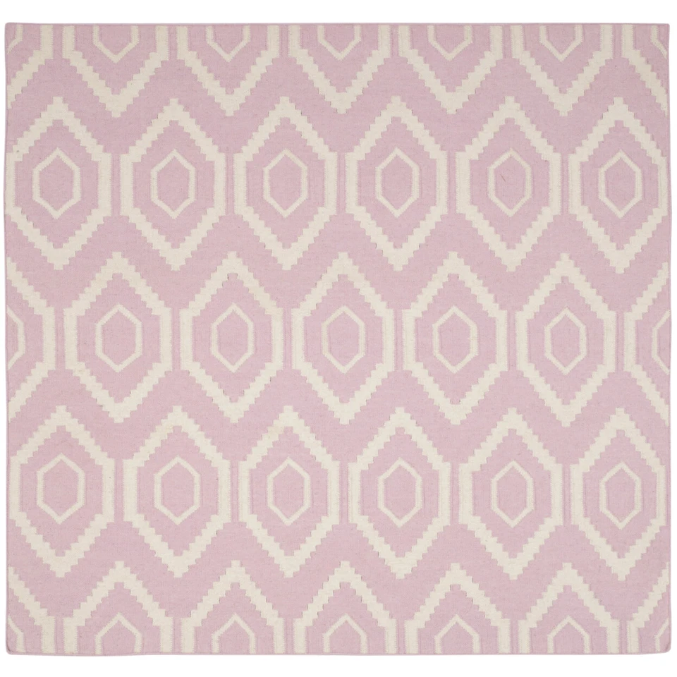 SAFAVIEH Dhurries DHU556C Handwoven Pink / Ivory Rug - Image 1 of 4