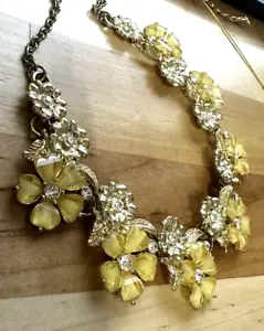 Vtg Necklace Gold/Yellow Flower Chain w Lg Rhinestones Statement Bling 23" - Picture 1 of 2