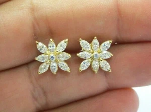 Aretes de diamantes redondos y marquesa de oro amarillo de 18 quilates de 1,00 quilates 11,6 mm - Imagen 1 de 4