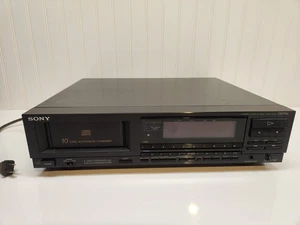 SONY CDP-C100 CD Player  Missing 10 Disc Magazine / Cartridge Powers On - Picture 1 of 8