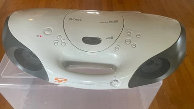 索尼 ZS-X10 CD/收音机扬声器已测试工作 C 电池或插头 — 第 1/4 张图片