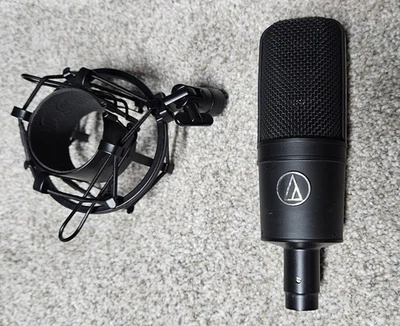 Micrófono condensador cardioide Audio-Technica AT4033a - negro Foto 1 de 2