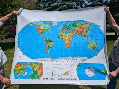 Gran relieve mapa del mundo 1981 54,5" por 65" Rand McNALLY vinilo vintage URSS Foto 1 de 4