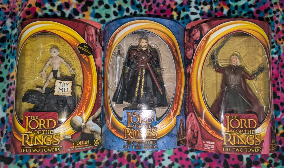 🔥 3 figuras de acción de El Señor de los Anillos ToyBiz Gollum, Eomer, Theoden nuevas en caja  Foto 1 de 4