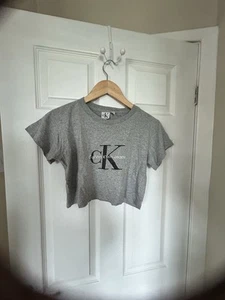 Calvin Klein Jeans Crop Top vintage 1990s One Size, OG Graphic Tee made in USA  - Picture 1 of 4