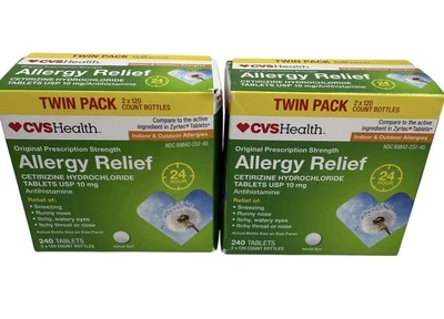 Comprimidos de clorhidrato de cetirizina CVS Health para aliviar alergias Foto 1 de 4