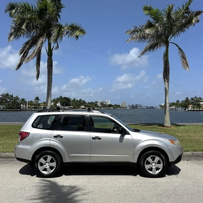 2010 SUBARU Forester 1ВЛАДЕЛЕЦ ЧИСТЫЙ CARFAX 87K МИЛЬ ГЛУБИНКА НАСЛЕДИЕ - Изображение 1 из 4