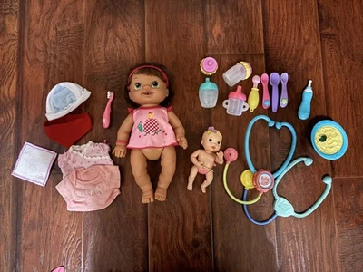 Hasbro 2010 Baby Alive EN BUEN ESTADO con accesorios Foto 1 de 4
