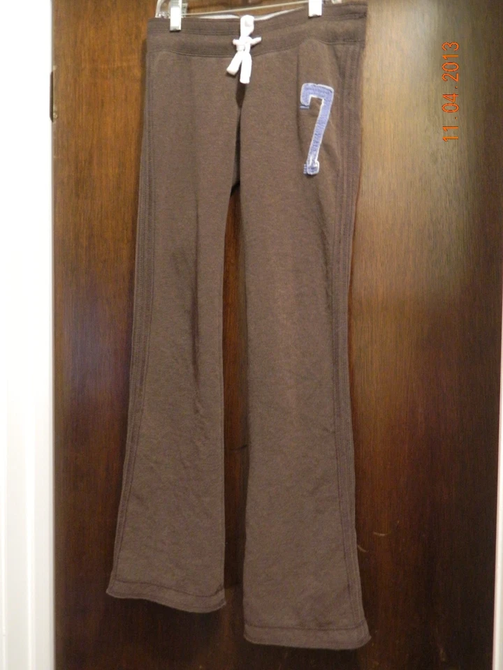 ABERCROMBIE KIDS 棕色苍蝇裤,小号 — 第 1/2 张图片