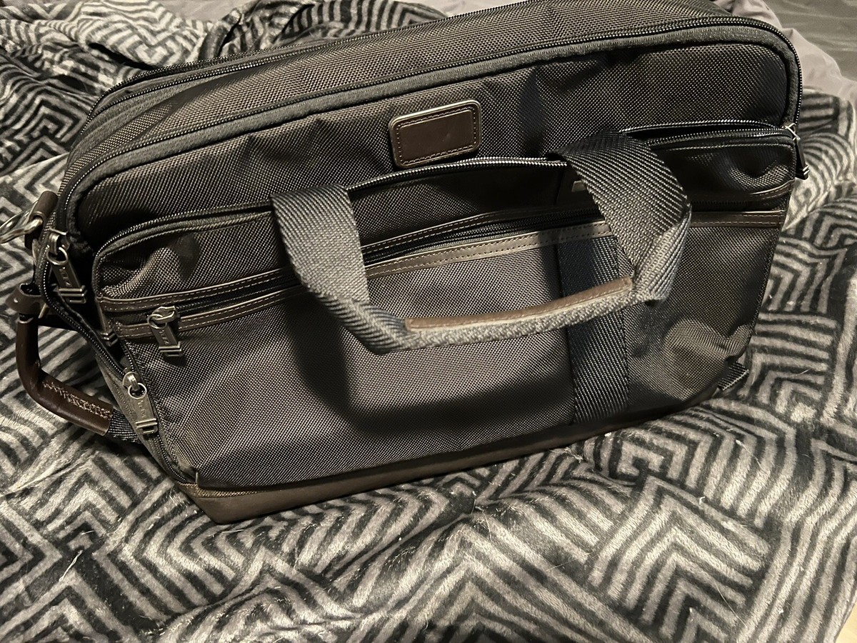 Tumi Soft Case Laptop Bags for sale | eBay Tumi Soft Case Laptop Bags for sale | eBay