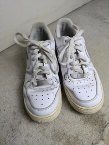 Nike Air Force 1 Low White 2018 DD8959-100 - Size 7.5 Womens - Picture 1 of 20