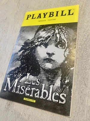 LES MISERABLES Playbill (Aug 2016) BROADWAY NYC - Image 1 of 3