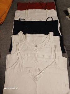 Unterhemden für Damen 5 Stück Gr. 50 u. 52 - Bild 1 von 1