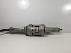Amoladora portátil vintage Black & Decker, tipo D, CAT 395, 3 amperios - Imagen 1 de 8