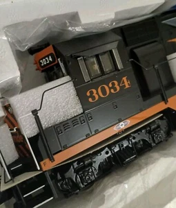 Lionel 6-38788 Denver & Rio Grande Western GP-35 Diesel Locomotive #3034 - Picture 1 of 11