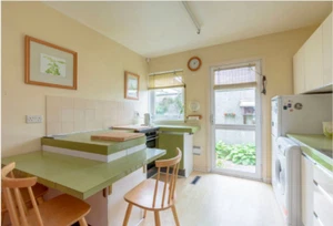 Vintage 1970s green kitchen units and worktops, used - Picture 1 of 6