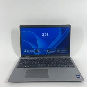 Dell Latitude 5531 15,6" i7-12800H 16GB RAM 512GB SSD WIN 11 PRO OTTIMO BATT - Foto 1 di 11